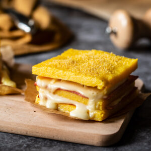 Croque-polenta with Tartiflette cheese
