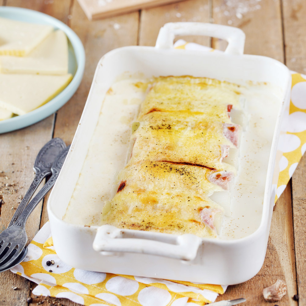 Leek gratin with ham and Ermitage Raclette