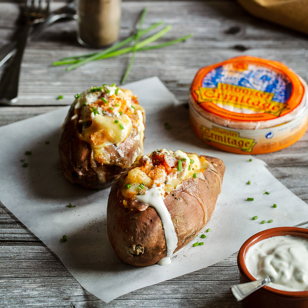 Sweet potatoes stuffed with Munster cheese