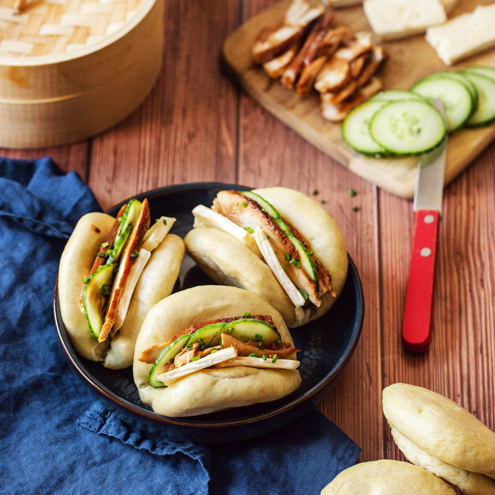 Bao bun sandwiches with Royal Crémeux