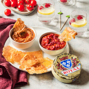 Tuiles de camembert et son duo de dips